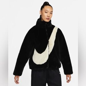 🖤🤍Nike Sportswear Faux Fur Swoosh Jacket. size xs. new without tags!